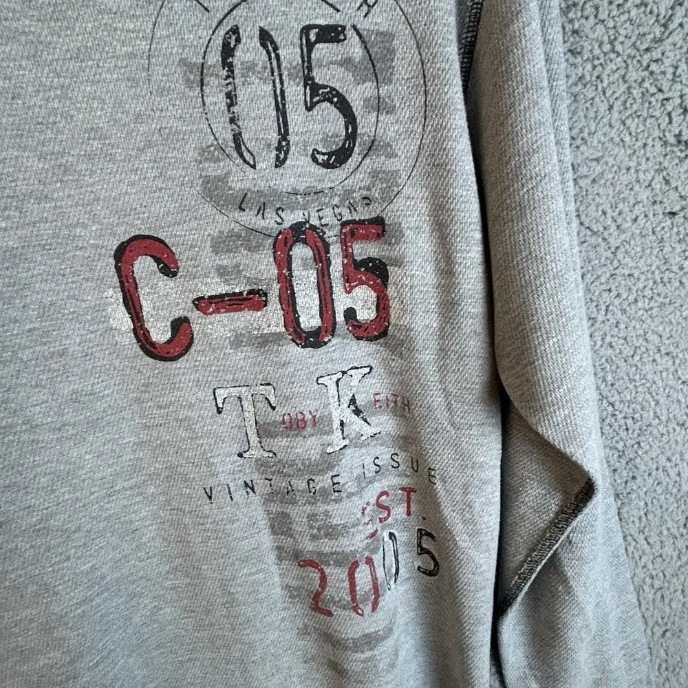 VTG Toby Keith Thermal Long Sleeve Gray T Shirt Size M 2005 Western Cowboy Wear